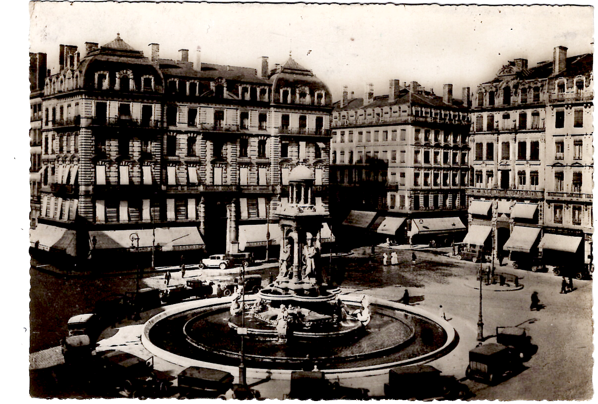 1 N° 734 2FR40 METZ SEUL CARTE LYON 31.12.1945 POUR SUISSE AU TARIF PEU COMMUN
